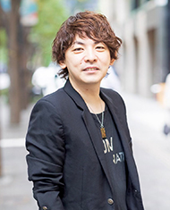 神崎 裕介